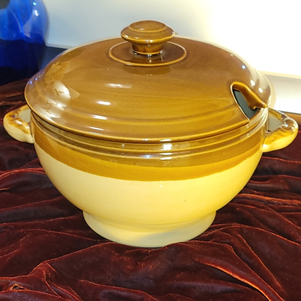 Vintage T.G. Green Ltd "Grandville" English Tureen.
